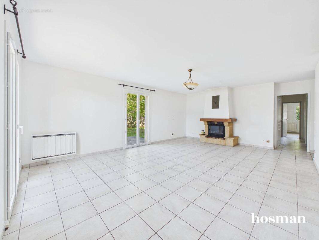 Maison à LE PIAN-MEDOC