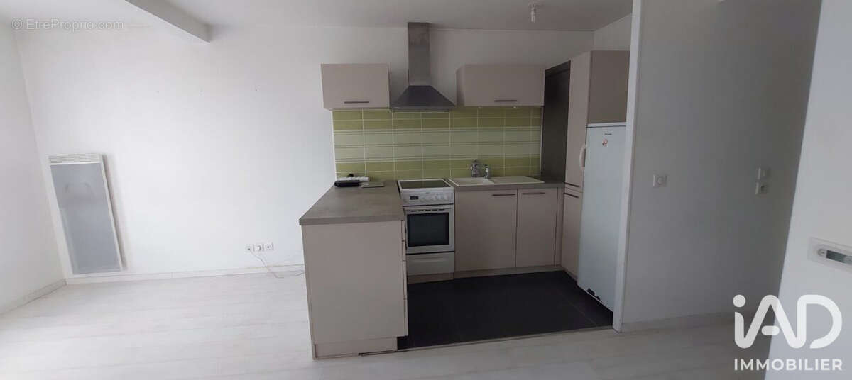Appartement 33 m² à Luce  - photo 2