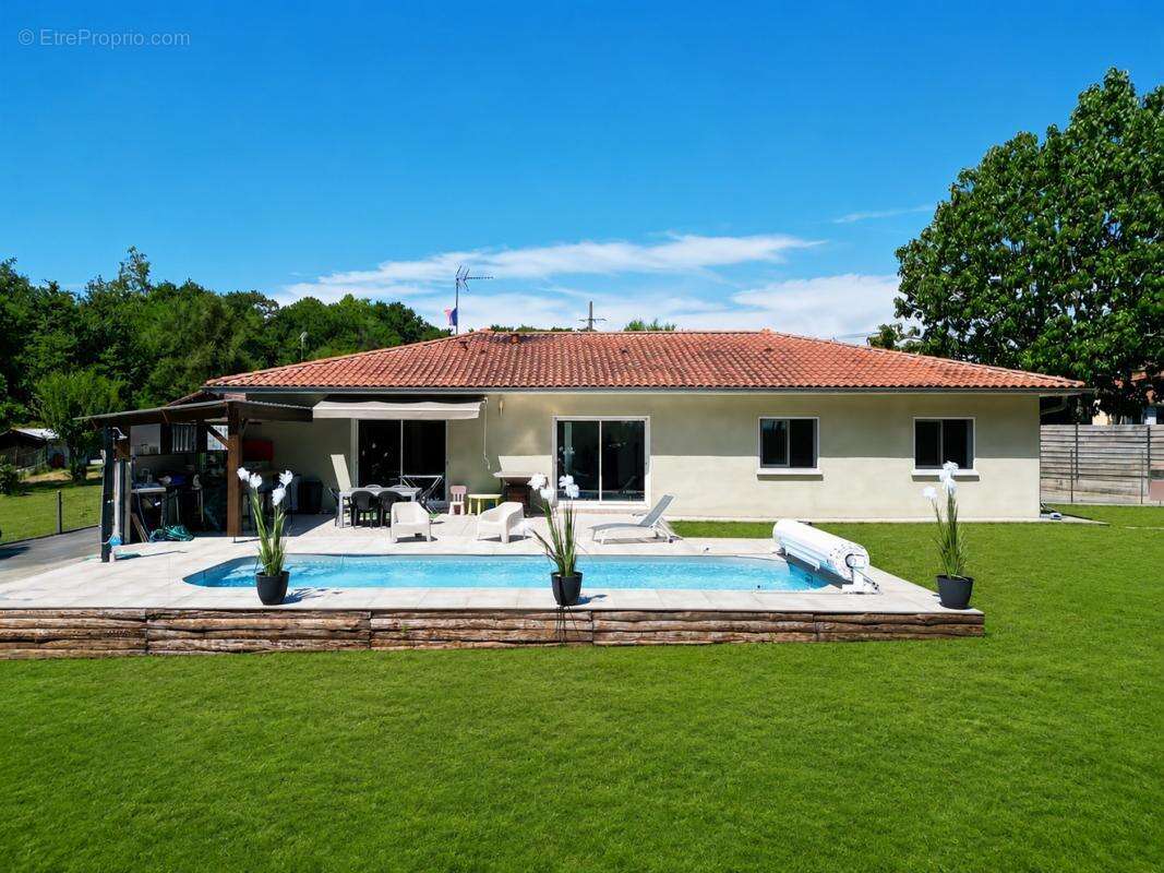Maison 145 m² à Riviere-Saas-Et-Gourby  - photo 2