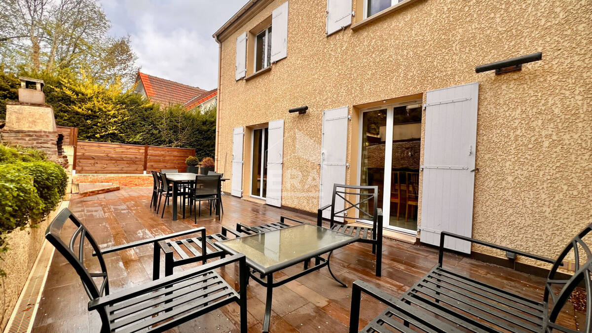 Maison à JUVISY-SUR-ORGE