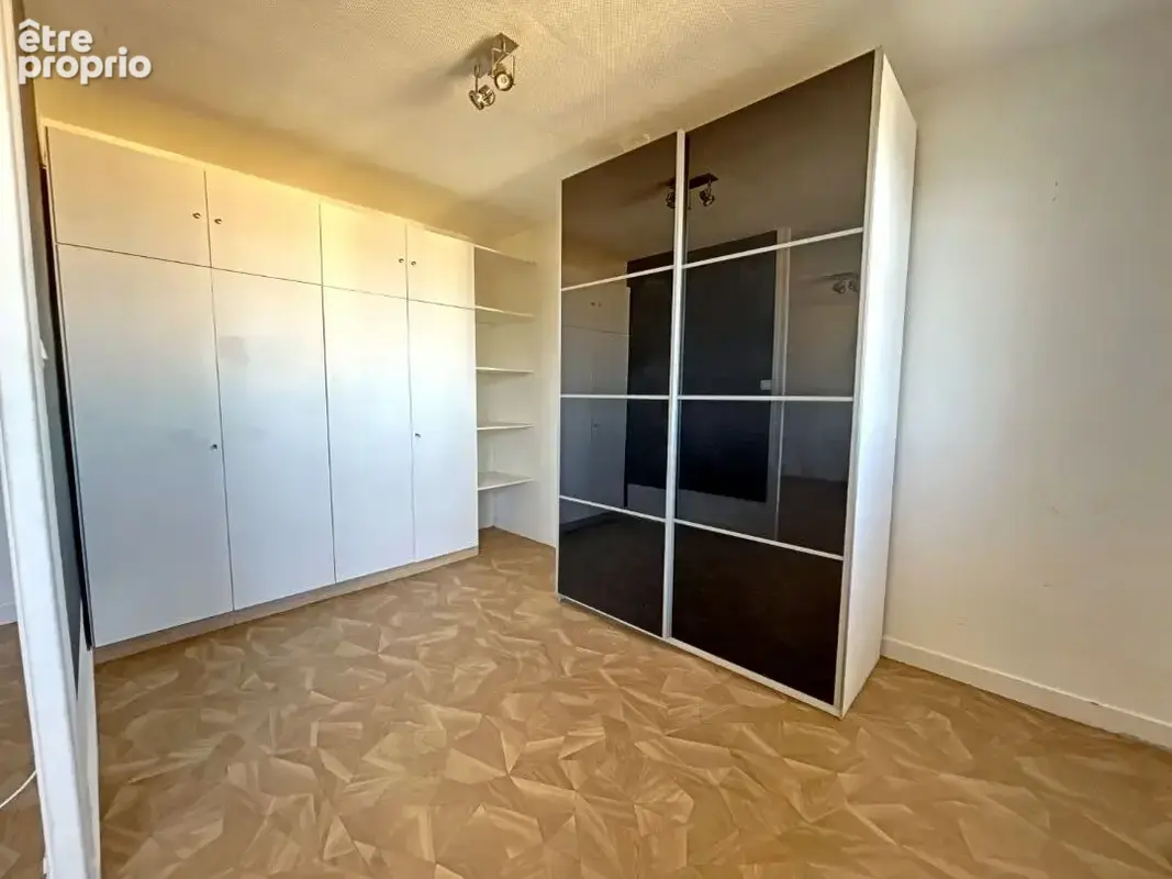 Appartement 3 pièces 62m² Secteur Solaure Saint-Étienne - photo 2