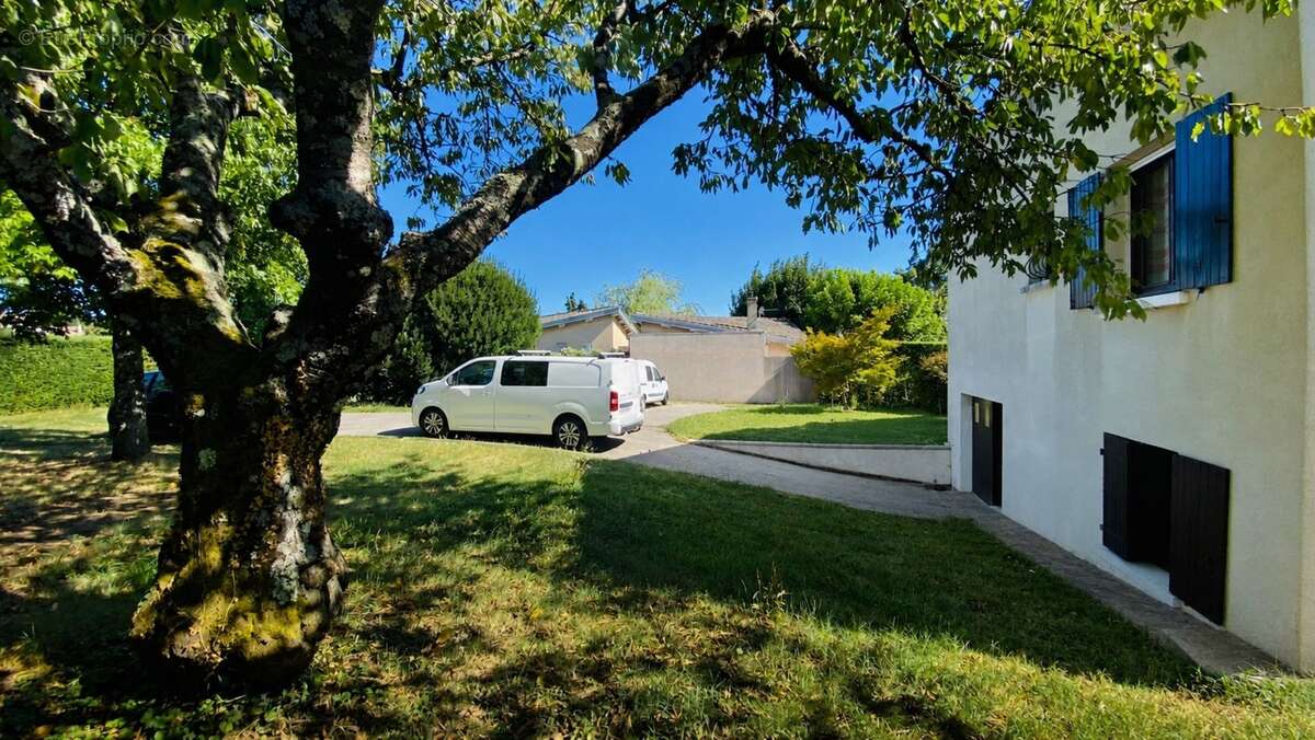 Les Côtes-d'Arey – Maison de plain-pied T4 avec sous-sol complet et vue dégagée - photo 15