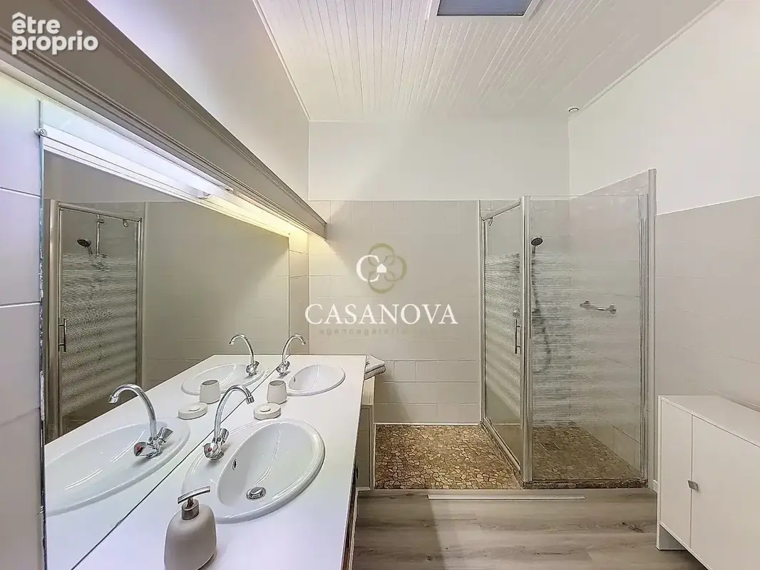 Vigneronne - Frontigan village - 208 m2 habitables - photo 15