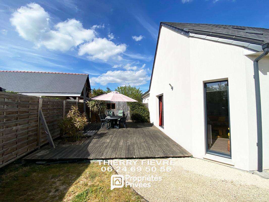 A vendre  bourgueil 37140  maison familiale très récente clé en main  de  6 pièces 165 m2 sur un terrain clos - photo 13