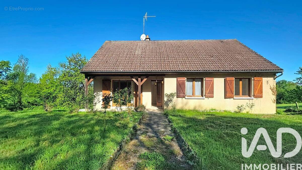 Photo 1 - Maison à NOYANT-D'ALLIER