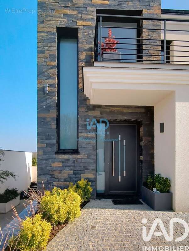 Photo 2 - Maison à ROZAY-EN-BRIE