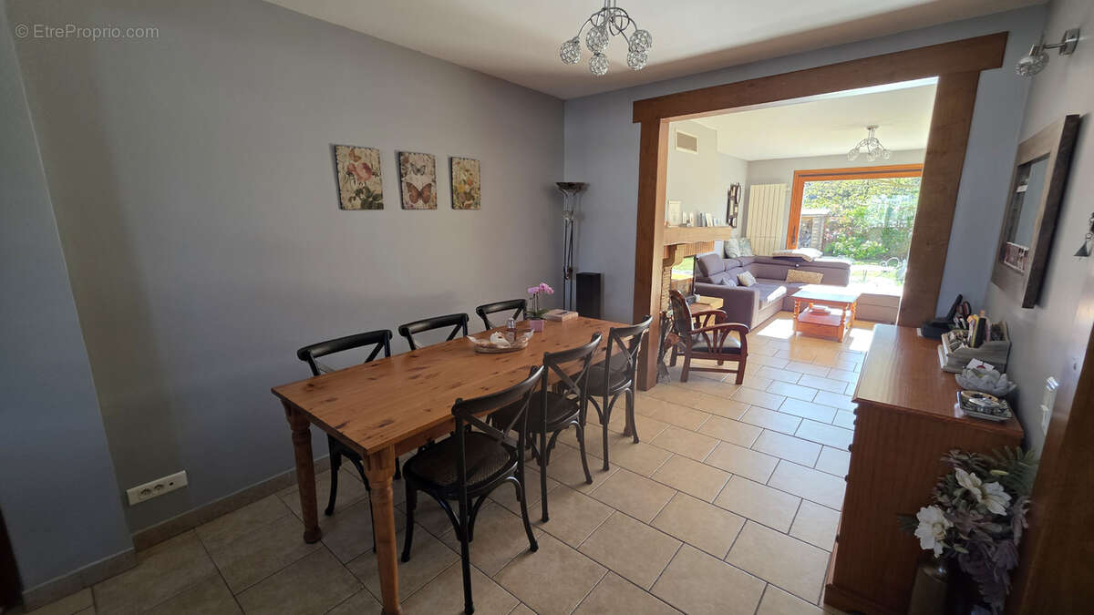 Maison à TREMBLAY-EN-FRANCE