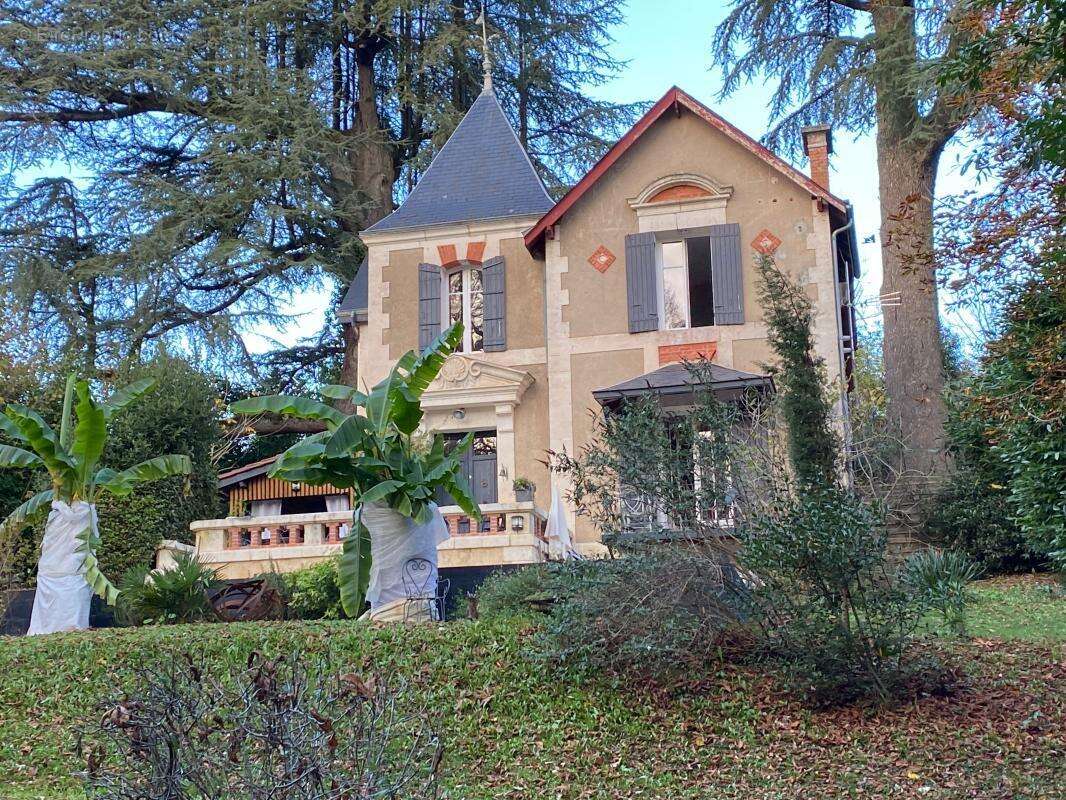 Maison à SAINTE-ALVERE