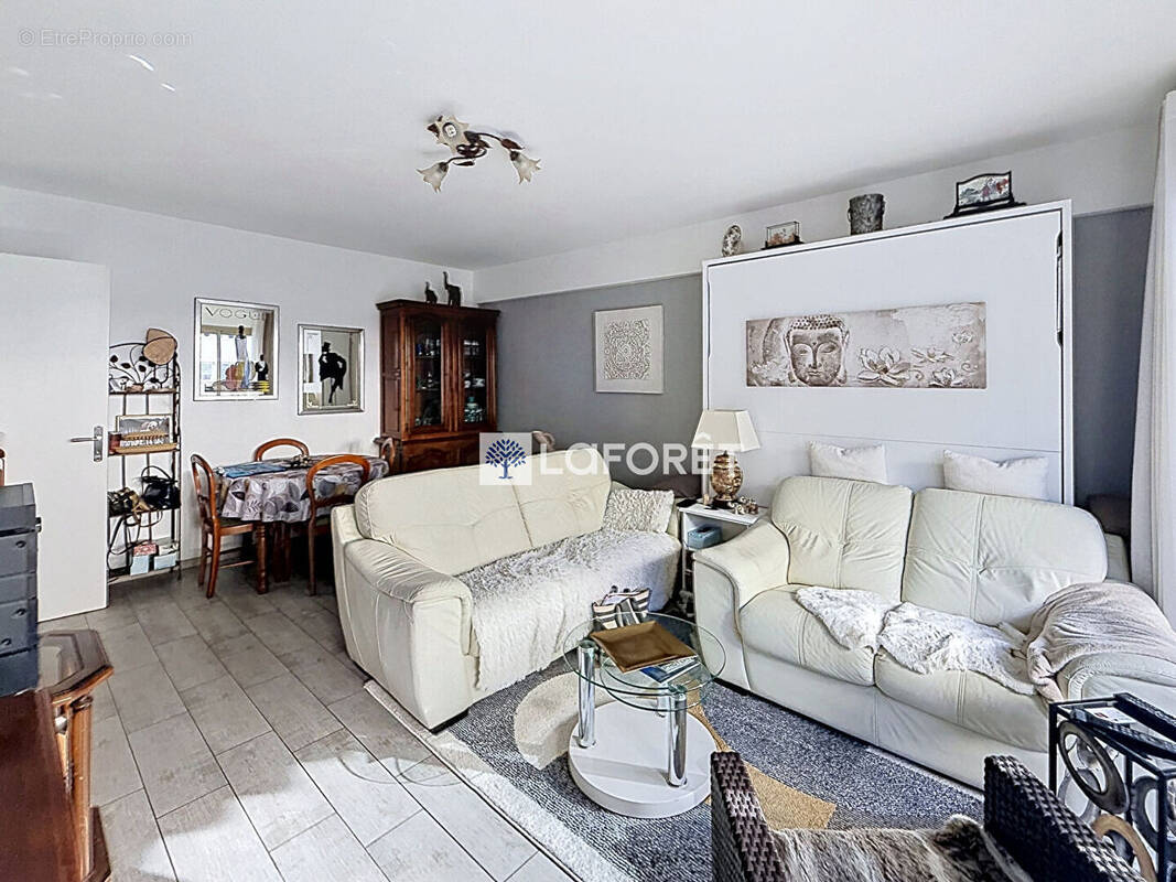 Appartement à CAGNES-SUR-MER