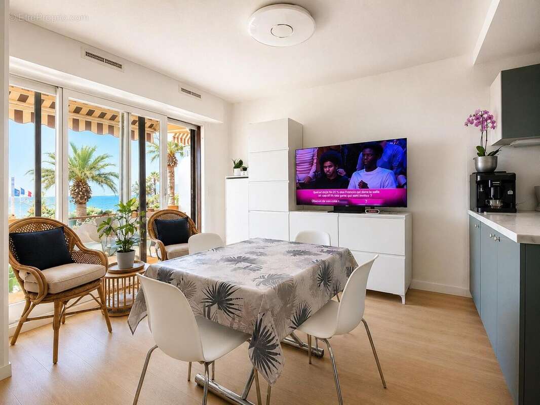 Photo 4 - Appartement à SAINT-RAPHAEL