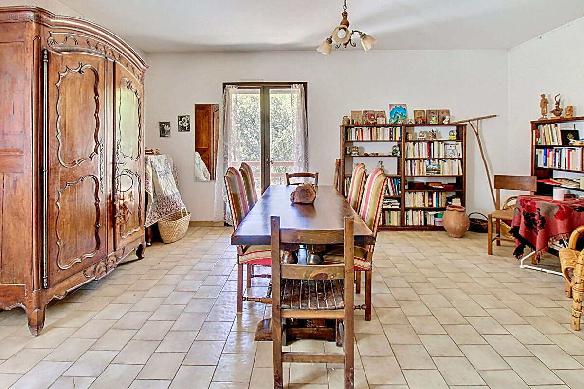 Maison à TARADEAU