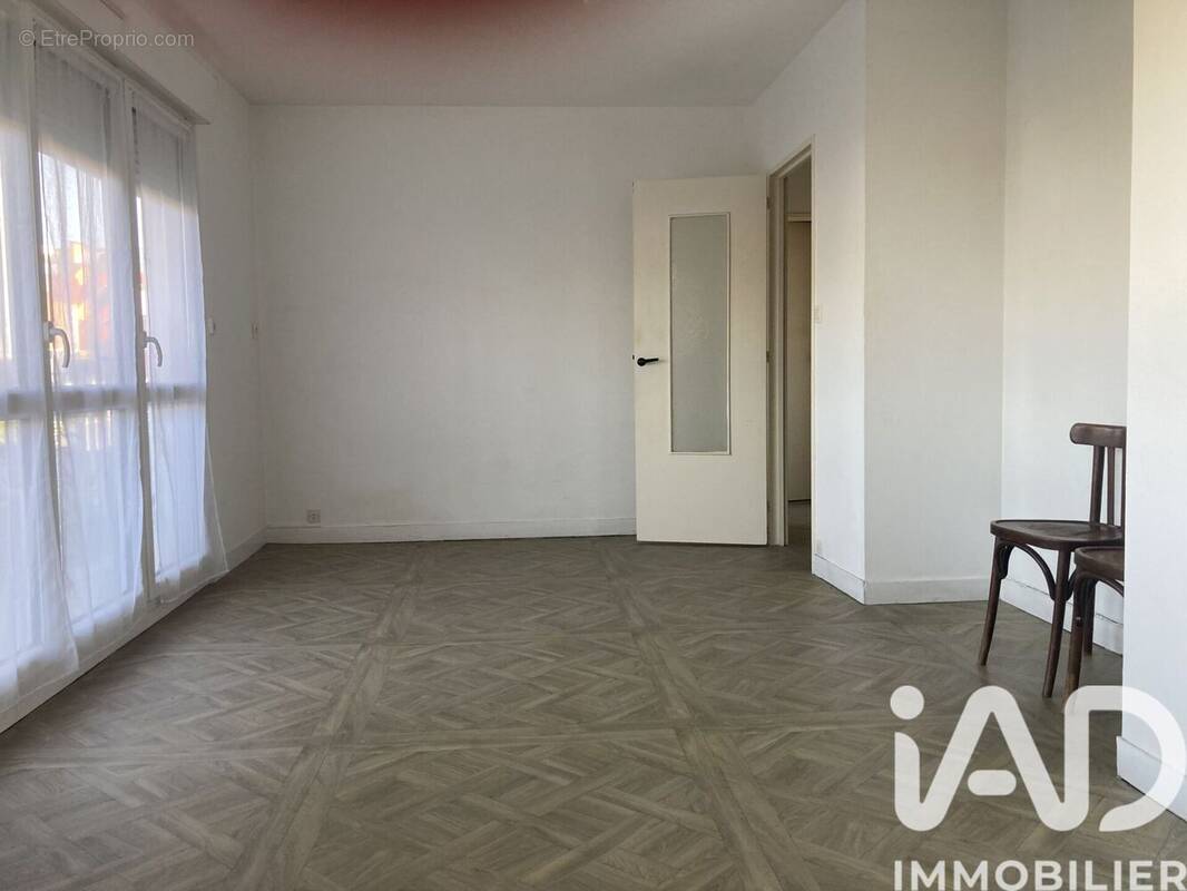 Photo 1 - Appartement à HEROUVILLE-SAINT-CLAIR
