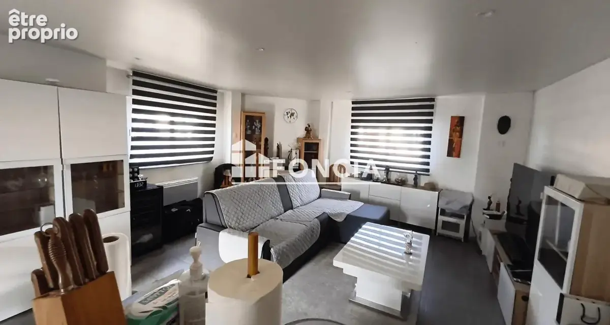 Immeuble de 2 appartements et une maison en centre ville de Dordives - photo 16