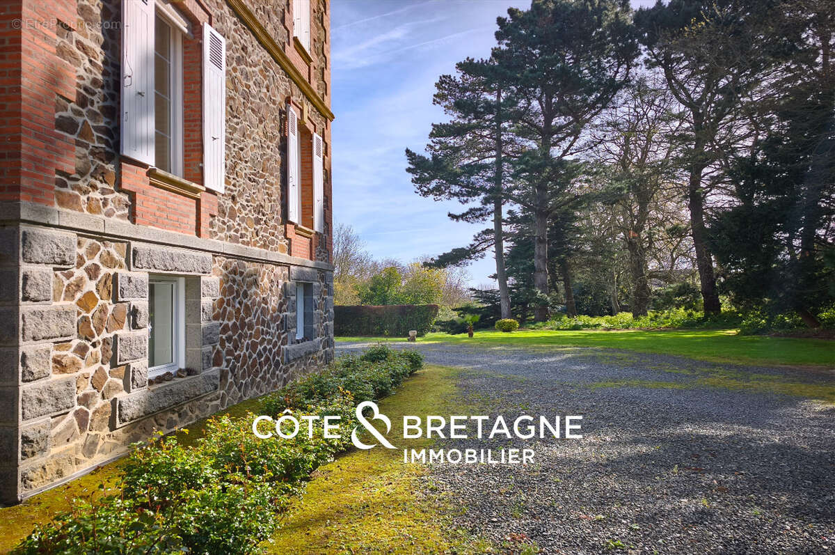 Appartement à ETABLES-SUR-MER