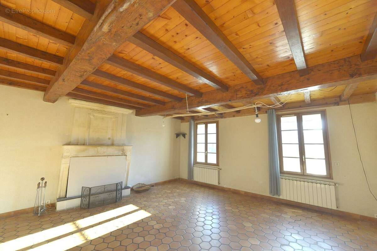 Maison à SEMUSSAC
