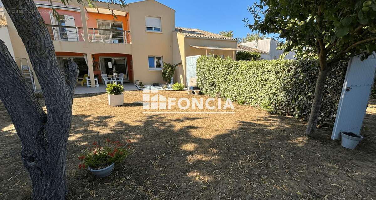 LAGORD (17) - La Plouzière Superbe Maison Familiale 172 m² avec Studio Indépendant - photo 10