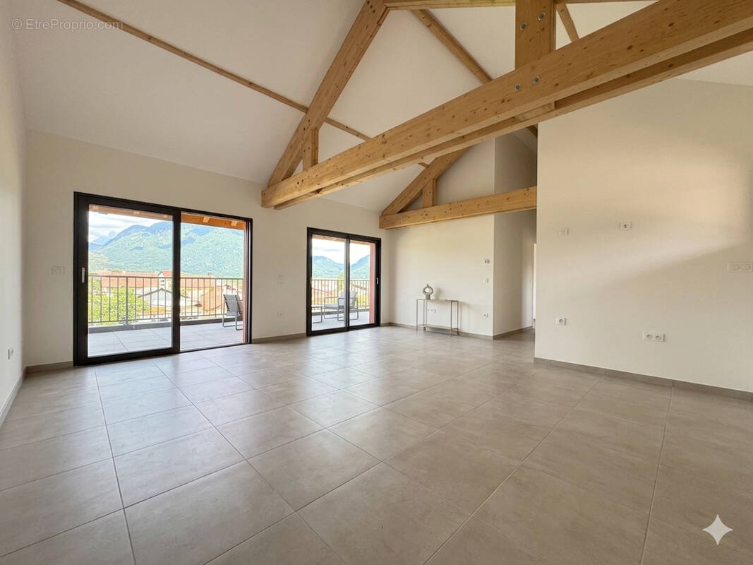 Appartement à MARNAZ