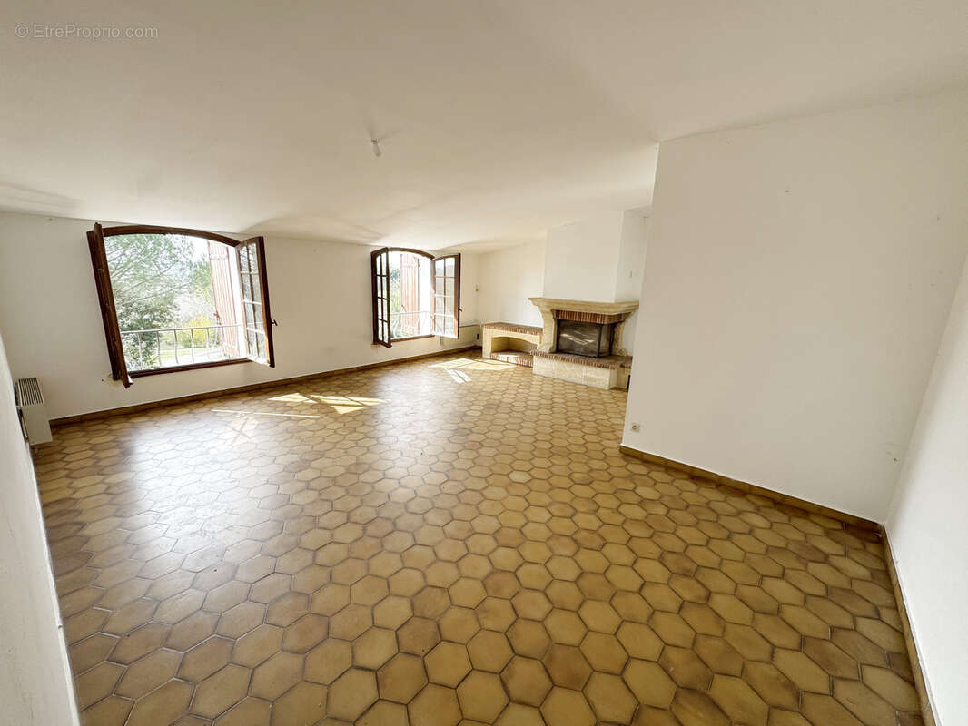 Maison à PUYLAURENS