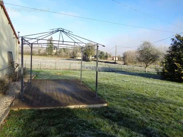 Maison à SAUZE-VAUSSAIS