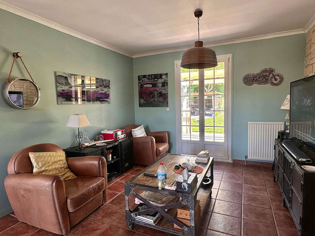 Maison à FROISSY