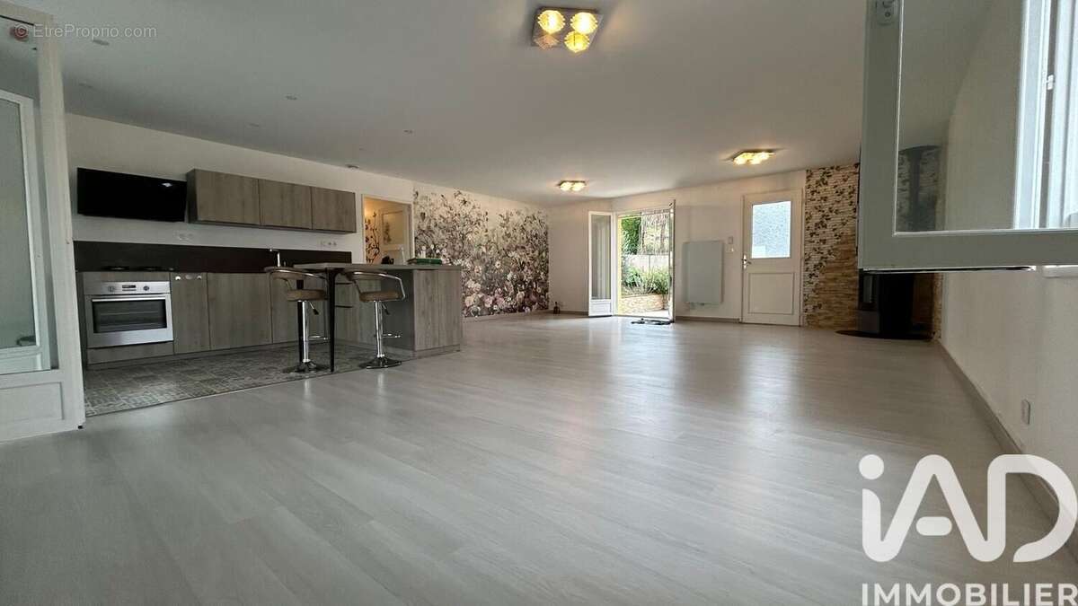 Photo 6 - Maison à SOURCIEUX-LES-MINES