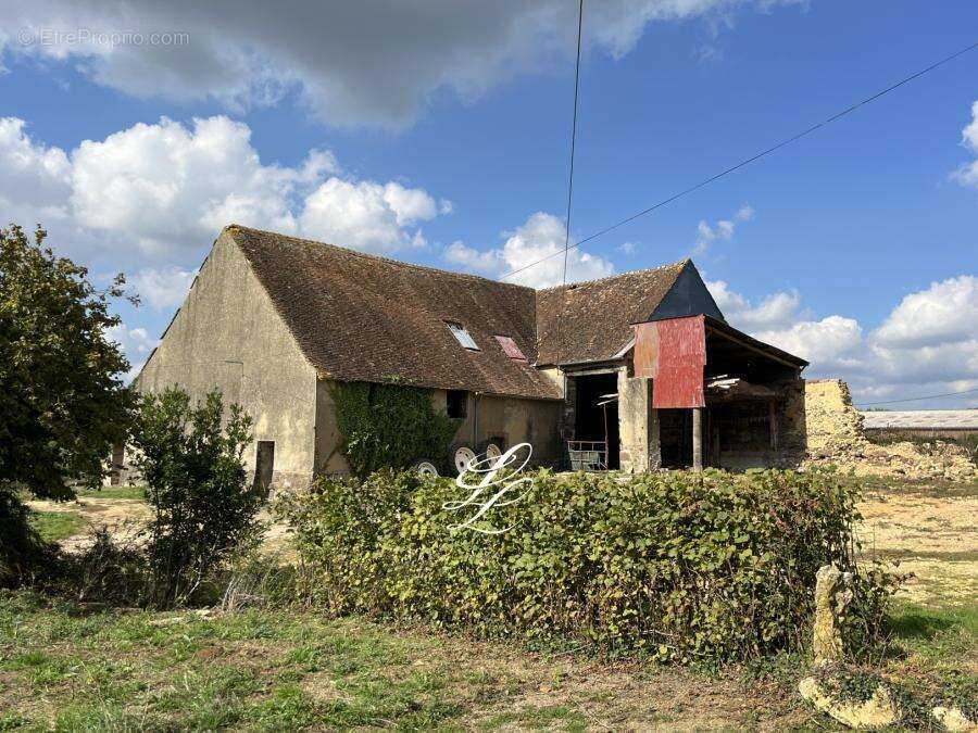 Maison à DOMFRONT-EN-CHAMPAGNE