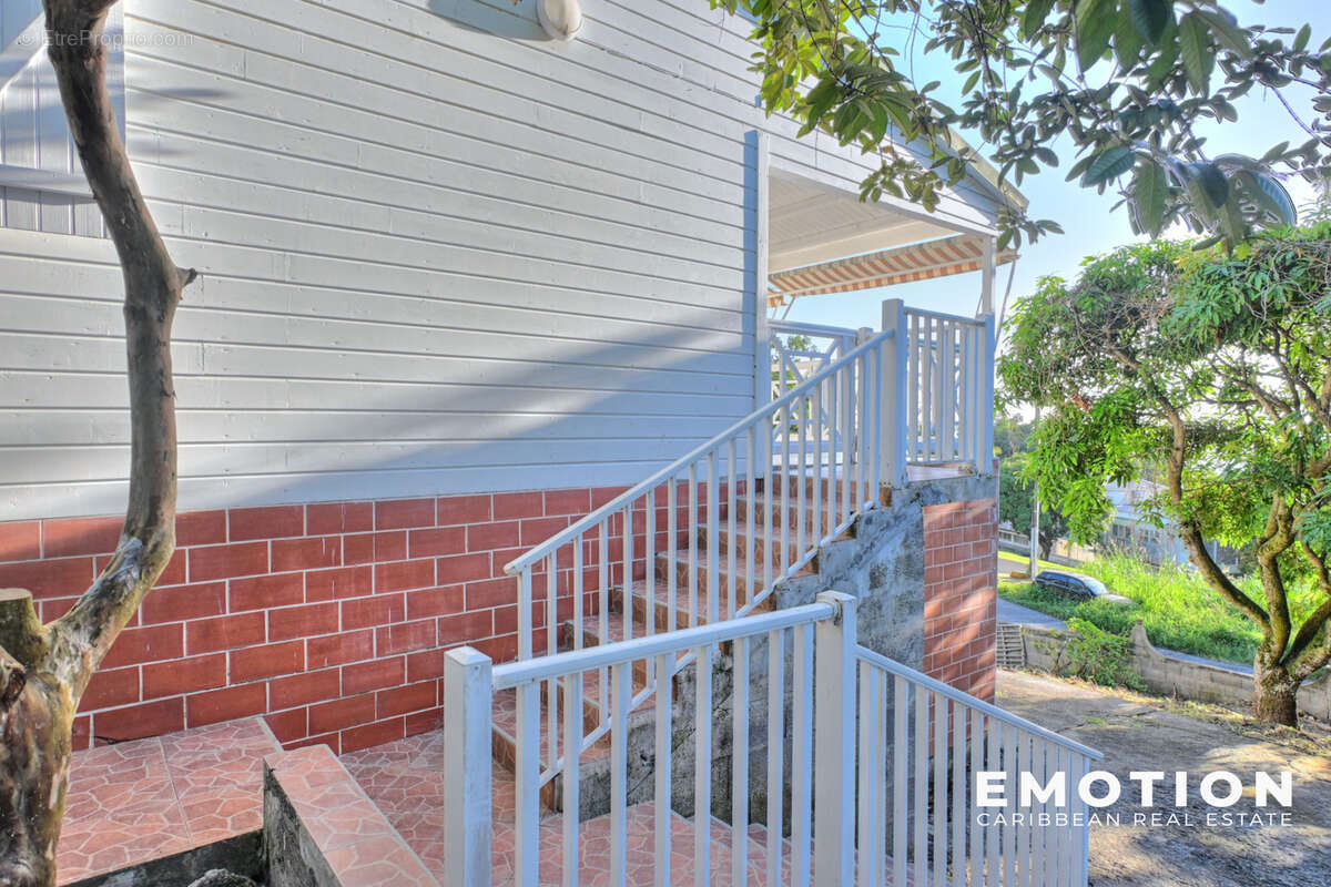 Maison à POINTE-NOIRE