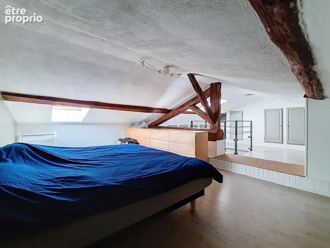 Maison - 3 Chambres - Garage - Cour - Proche centre village - photo 12