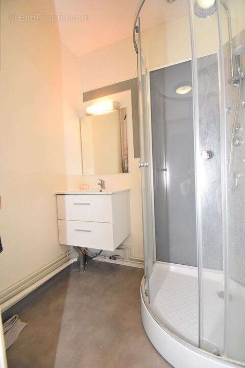 Appartement 29 m² à Cambrai  - photo 4