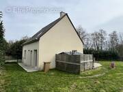 Maison à PLOUER-SUR-RANCE