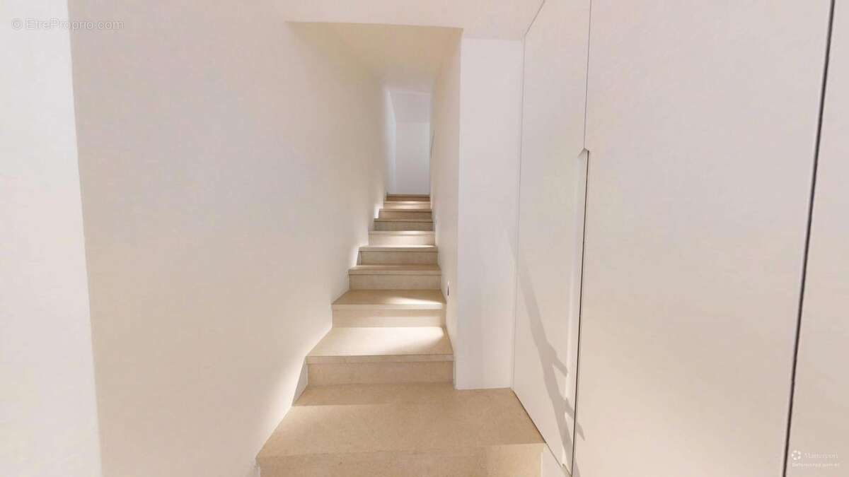 Maison à SAINT-MAUR-DES-FOSSES