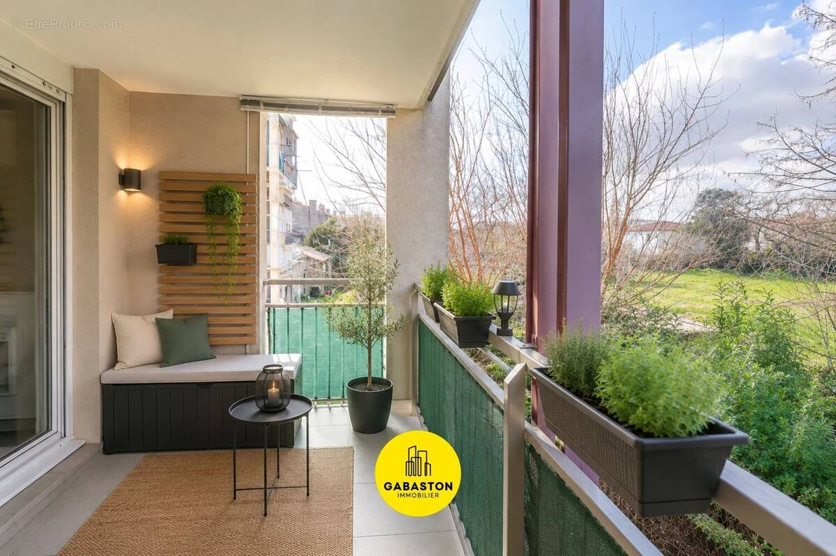 Appartement à MARSEILLE-13E