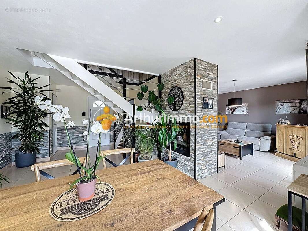 Maison à BADINIERES