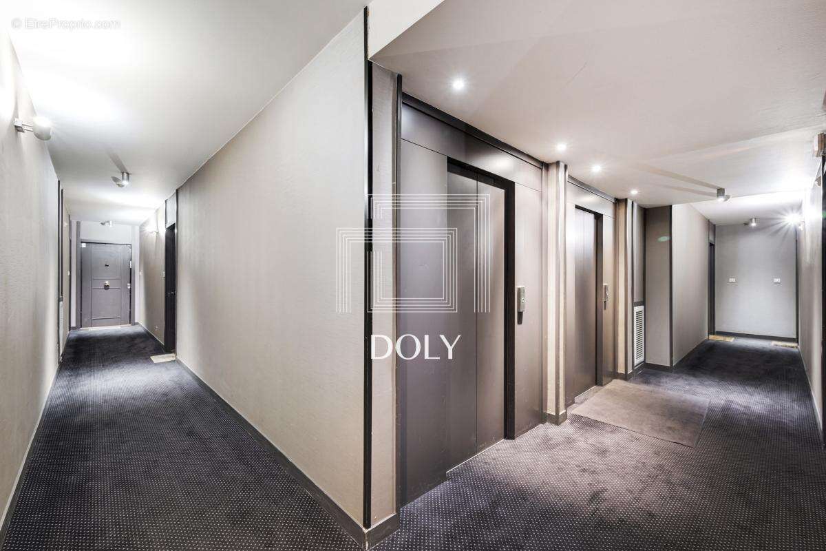 Appartement à PARIS-19E