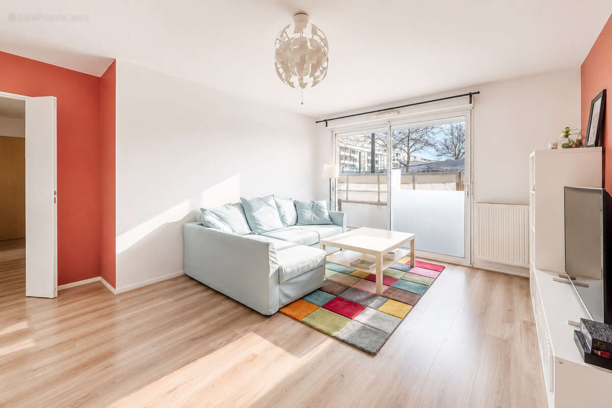 Appartement à SAINT-JACQUES-DE-LA-LANDE