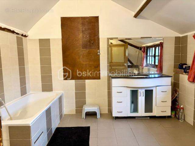 Maison à FRESNE-L'ARCHEVEQUE