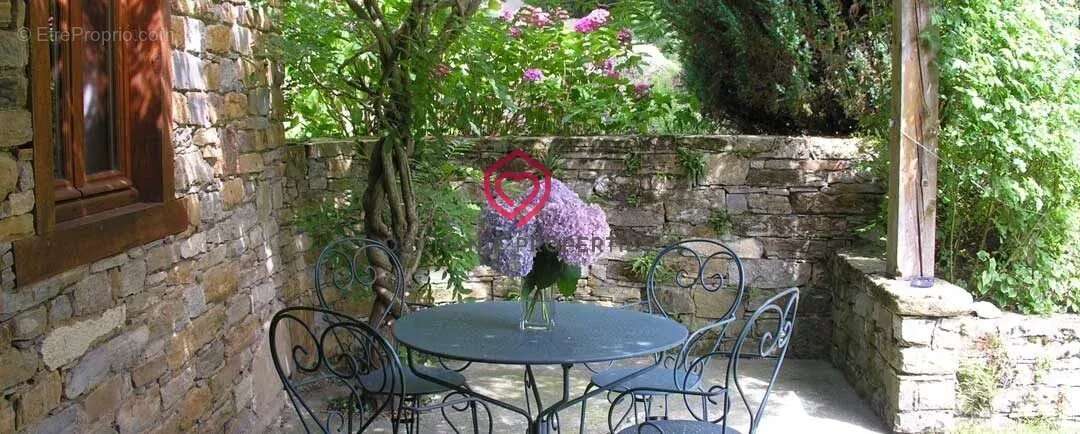 Maison à ERCE