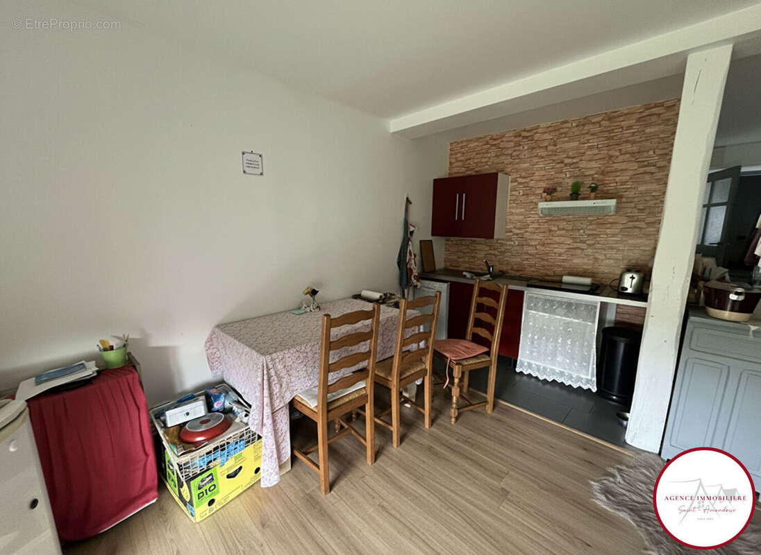 Maison à SAINT-AMAND-MONTROND