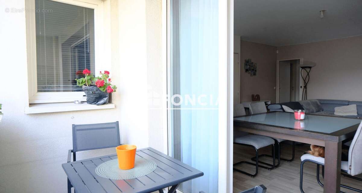 Appartement à SAINT-DENIS