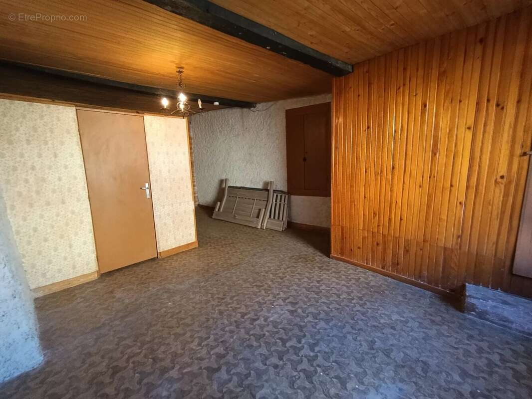 Maison de village à restaurer - photo 7