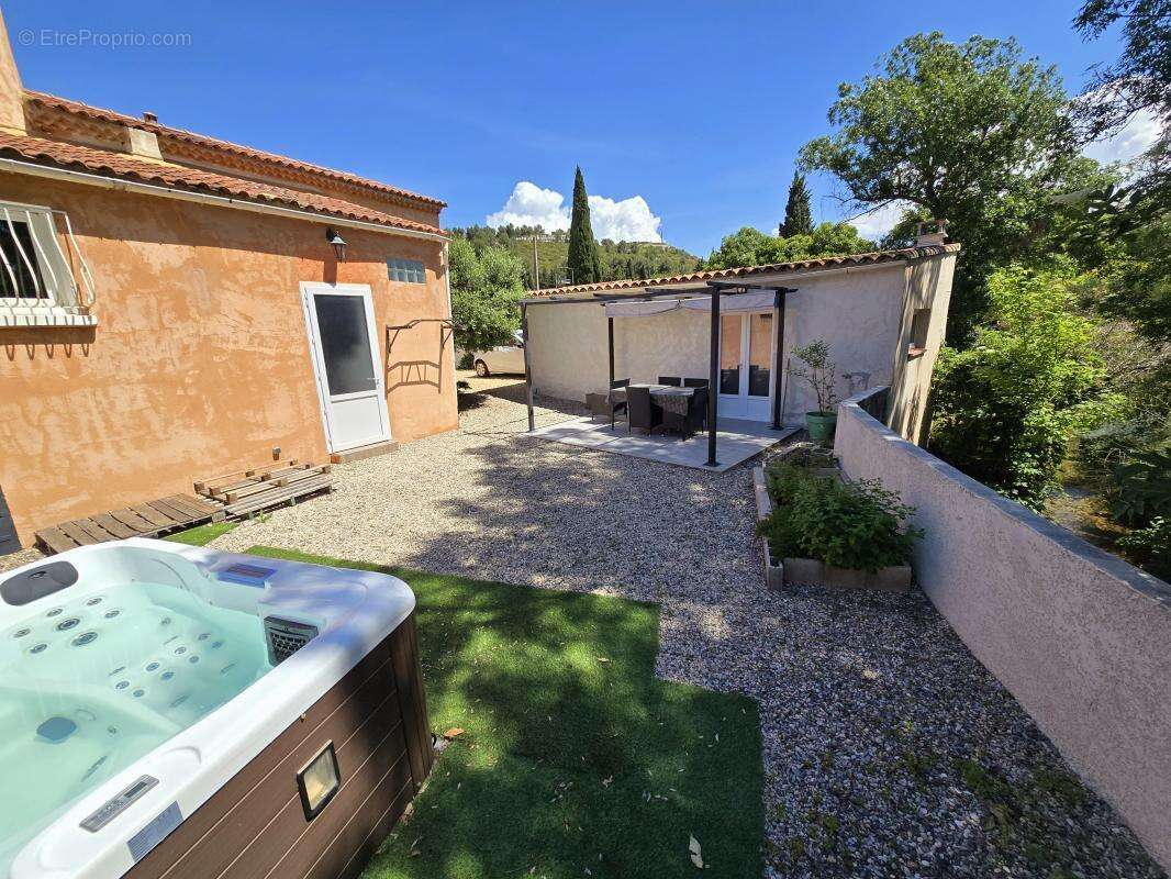 Maison à MARIGNANE