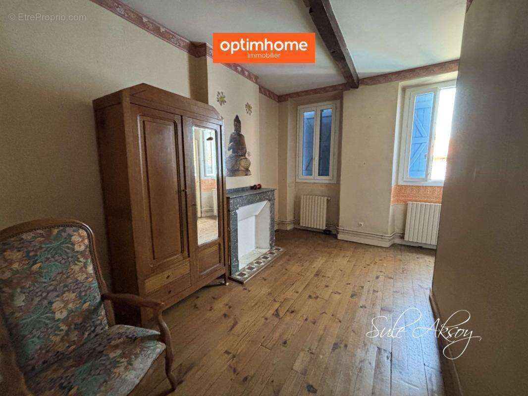 Immeuble de caractère XIXᵉ : Grande maison familiale avec 3 logements indépendants & cour intérieure - photo 5
