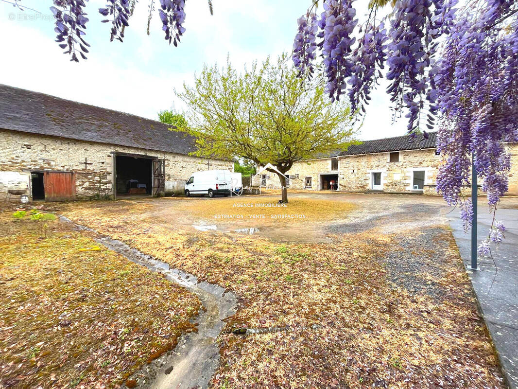 Maison à MARIGNY-MARMANDE