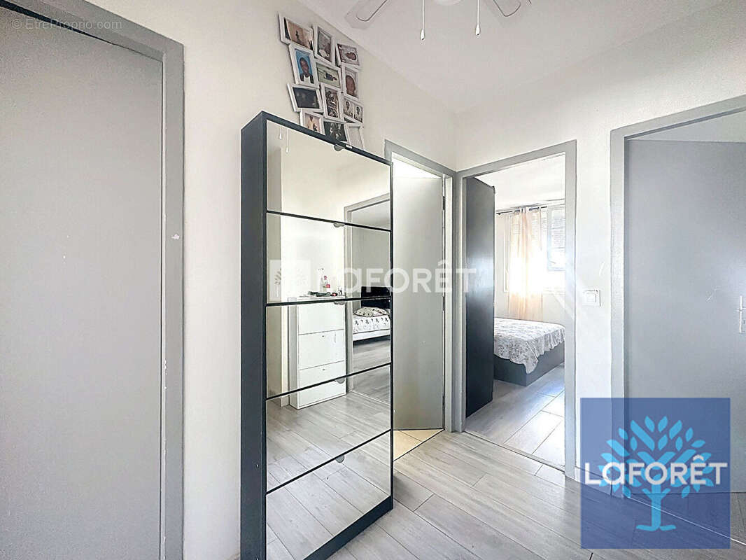 Maison à VIGNEUX-SUR-SEINE