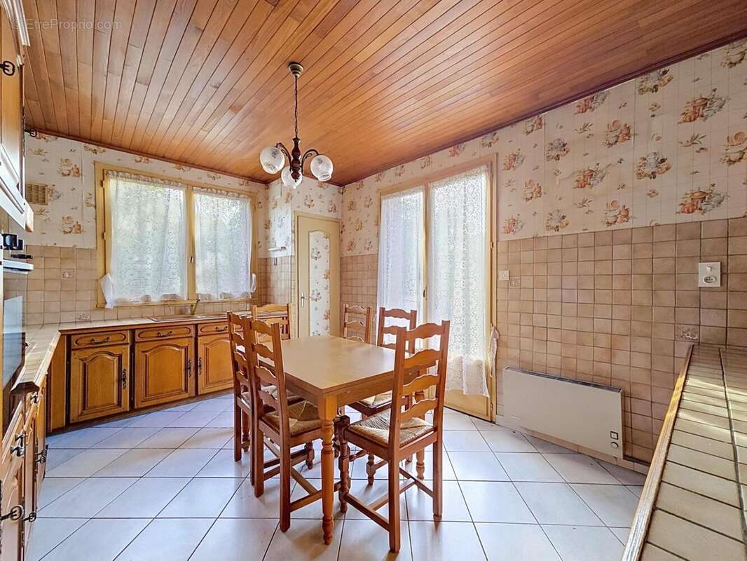 Photo 8 - Maison à LA VERPILLIERE