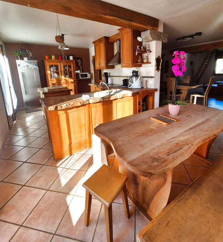 Maison à SCIENTRIER