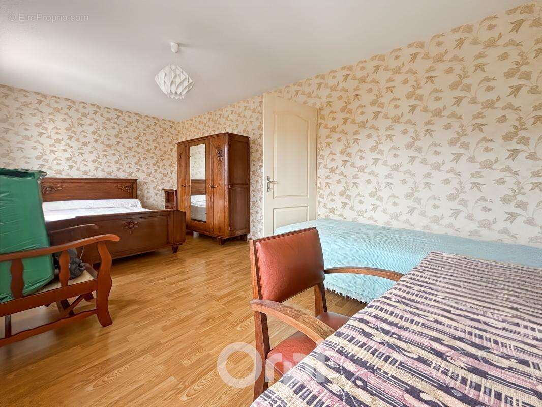 Maison à BESSINES-SUR-GARTEMPE