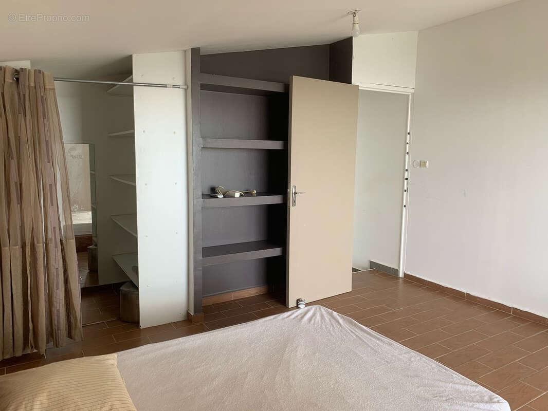 Appartement à SAINT-DENIS