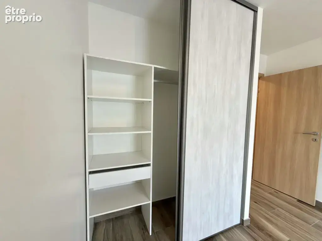 Appartement T3 récent avec deux balcons, garage et ascenseur - photo 20