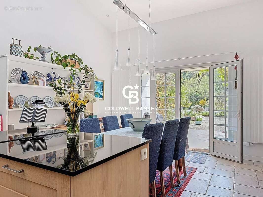 Maison à DOMPIERRE-SUR-CHARENTE